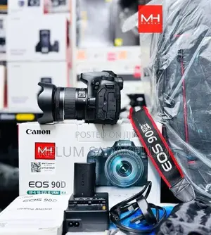 Canon EOS 90D 32.5MP DSLR Camera Full Set Box
