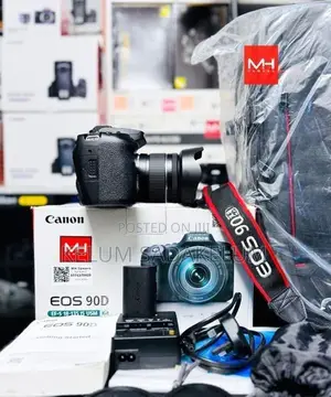 Canon EOS 90D 32.5MP DSLR Camera Full Set Box