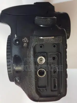Canon 7D Camera Body