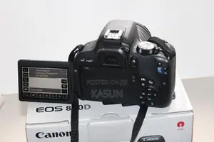 Canon 800D DSLR + 18-55mm lens