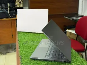 Lenovo i7 10Gen G7 processor 16/512GB IRIS Graphics