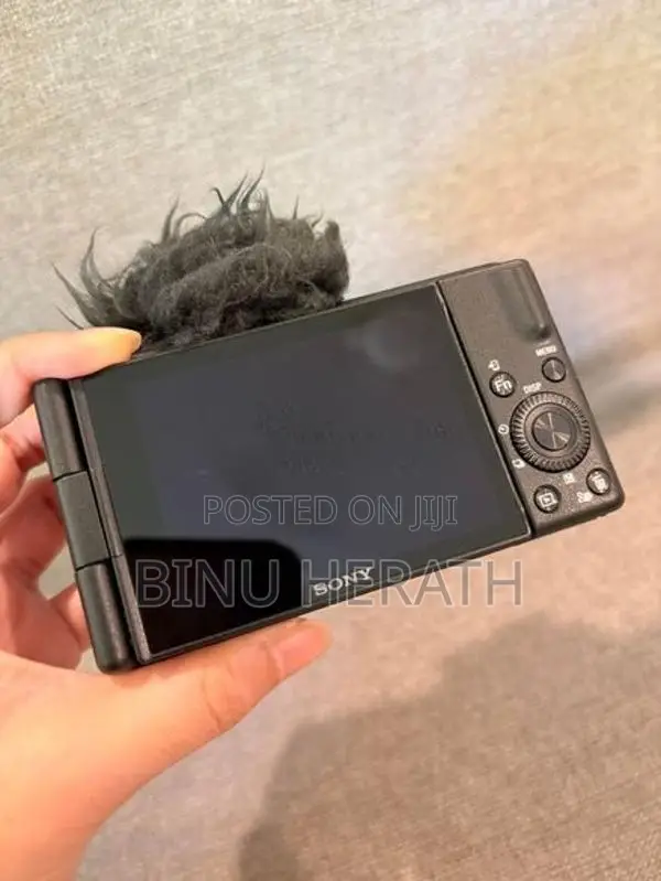 Sony ZV-1F Vlogging Camera