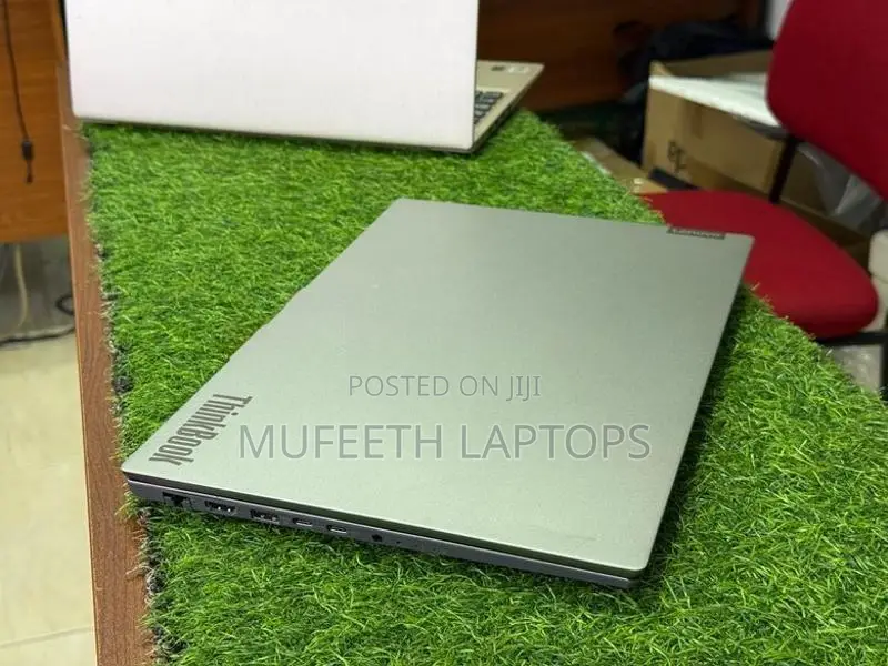 Lenovo i7 10Gen G7 processor 16/512GB IRIS Graphics
