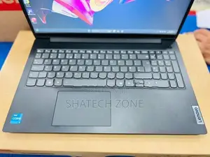 Laptop Lenovo V15 G5|i5 13th GEN|8GB RAM|512GB NVME|15.6" FHD (New)