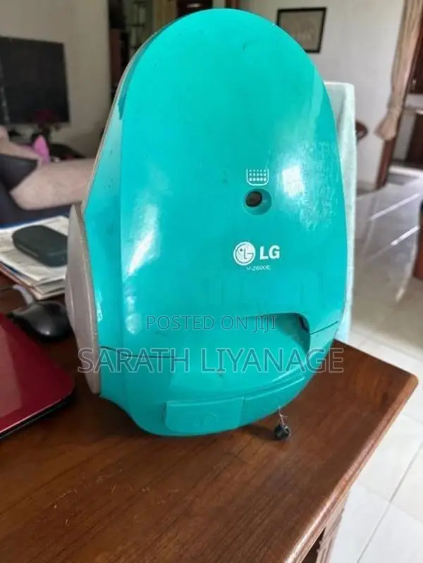 LG V-2600E Vacuum Cleaner