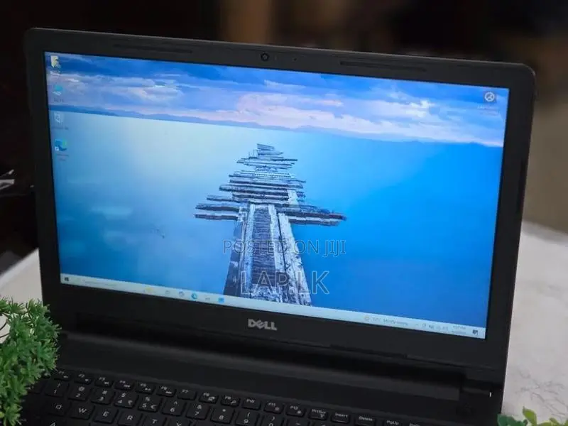 Dell Vostro 3568 Core i5 7200U–7th GEN 8GB RAM 256GB SSD