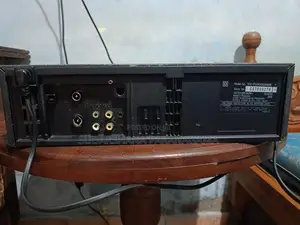 National NVP03R VHS Player