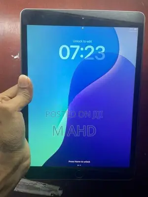 Apple iPad 8th gen 32GB
