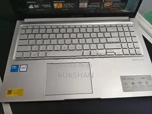 Asus Vivobook 15 X1504VAP-BQ5855W 8GB DDR5 512GB NVME
