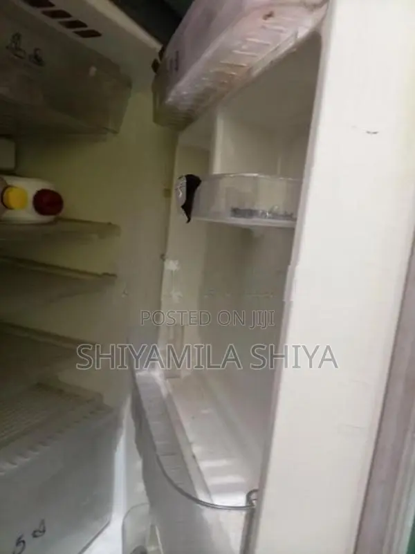Sisil Refrigerator