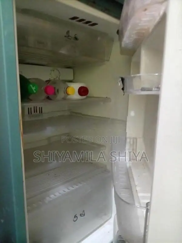 Sisil Refrigerator