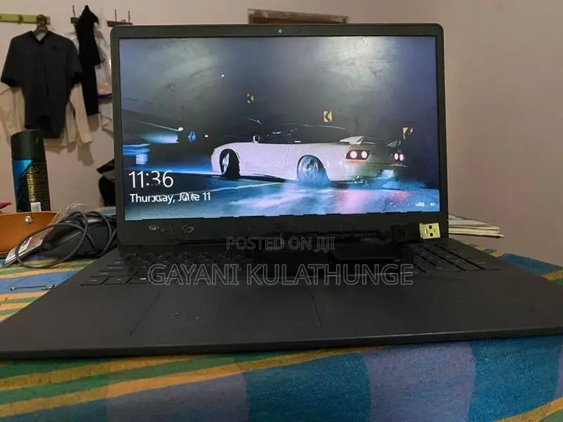 Dell Inspiron 15300