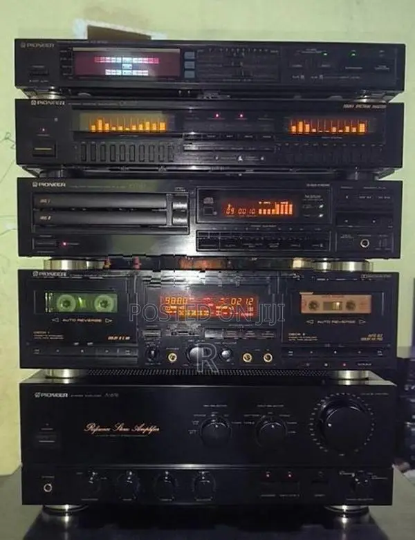 Pioneer Stereo System set