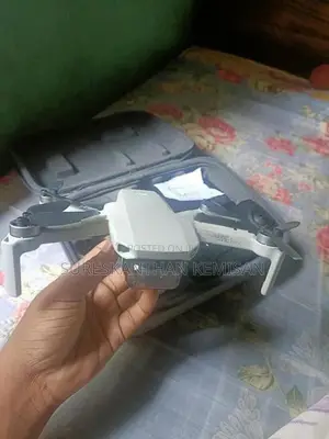 DJI Mavic Mini Combo Drone