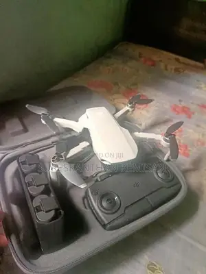 DJI Mavic Mini Combo Drone