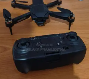Brand New F198 Dual Camera Drone