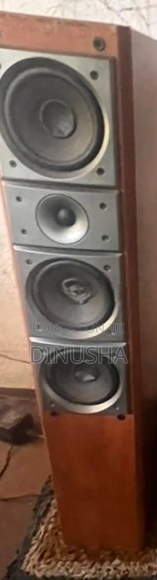 Speaker box