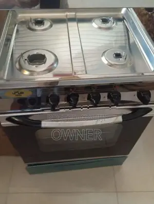 4 Gas Burner and Oven