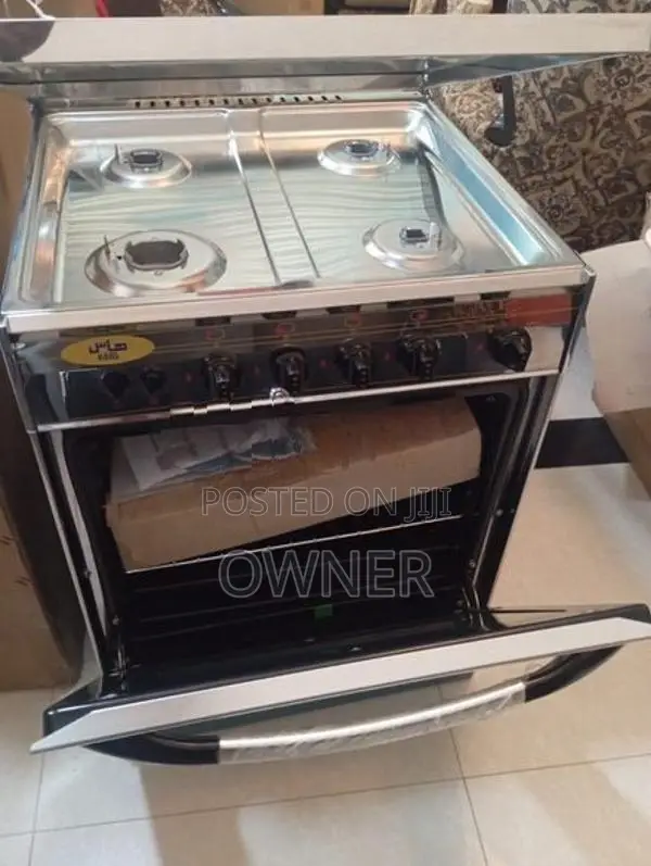 4 Gas Burner and Oven