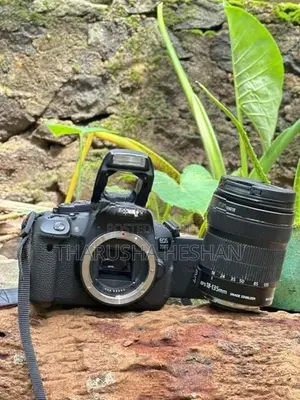 Canon 700D