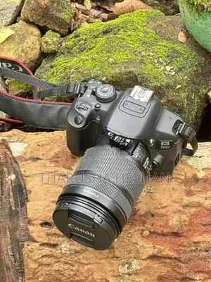 Canon 700D