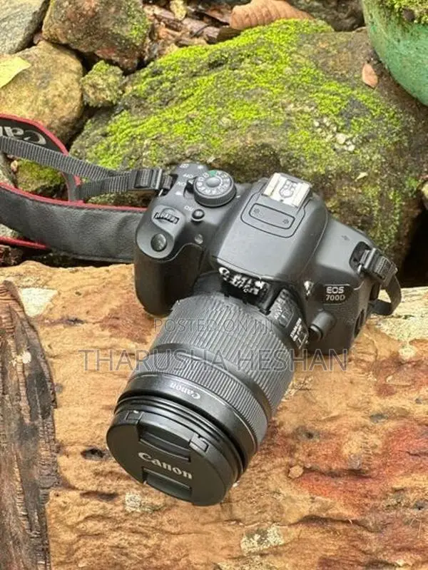 Canon 700D