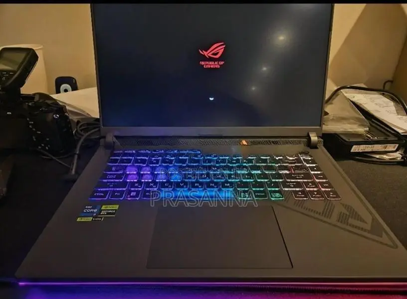 Asus ROG Strix G16 (2023) Core i7 13th Gen / RTX 4060 16GB RAM