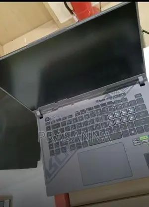 Asus ROG Strix G16 (2023) Core i7 13th Gen / RTX 4060 16GB RAM