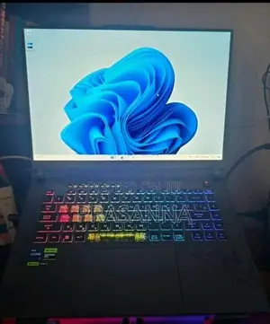 Asus ROG Strix G16 (2023) Core i7 13th Gen / RTX 4060 16GB RAM