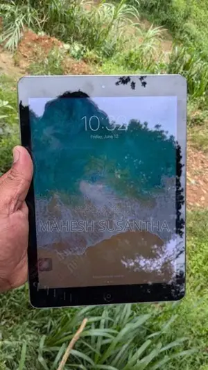 Apple iPad Air (Used)