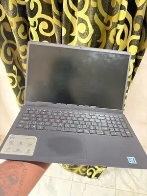 Dell Inspiron 15 3510 Laptop