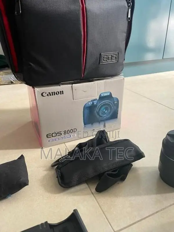 Canon 800D Camera