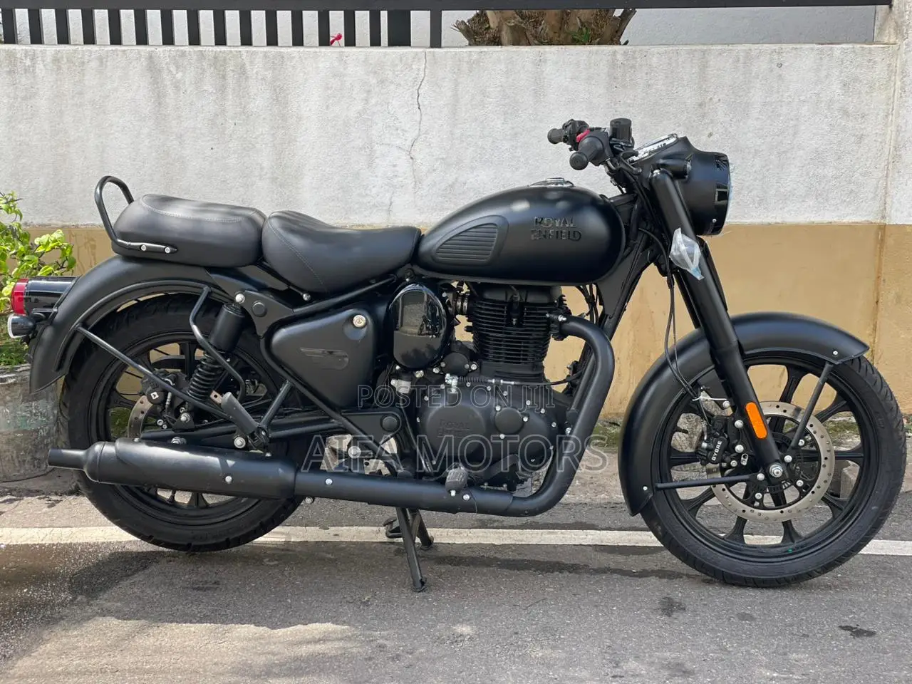 New Royal Enfield Classic 350 2026 Black