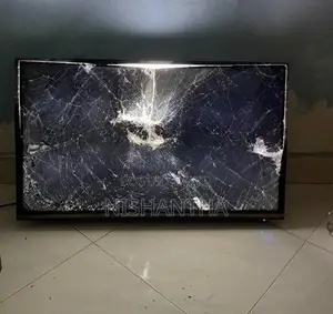 Damro Flat Tv 32 Inches for Parts