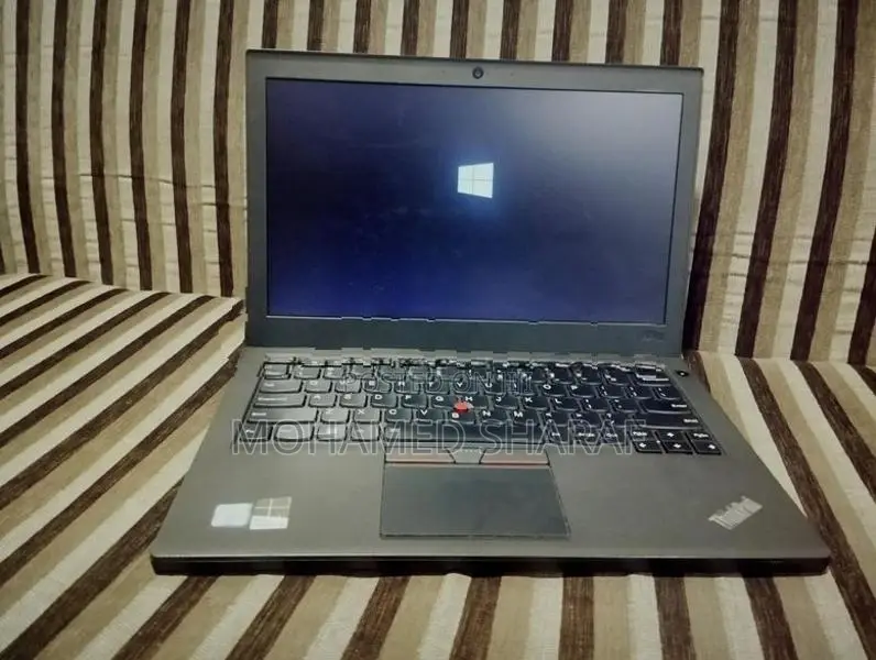 Lenova Think Pad×260 Laptop