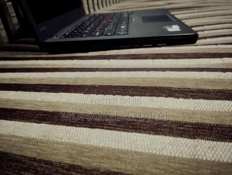 Lenova Think Pad×260 Laptop
