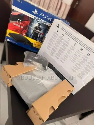PS4 Slim Console
