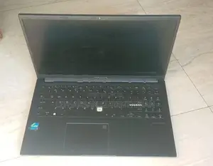 Asus Vivobook 13th GEN Intel Core i3-1315U-8 GB-256 GB SSD
