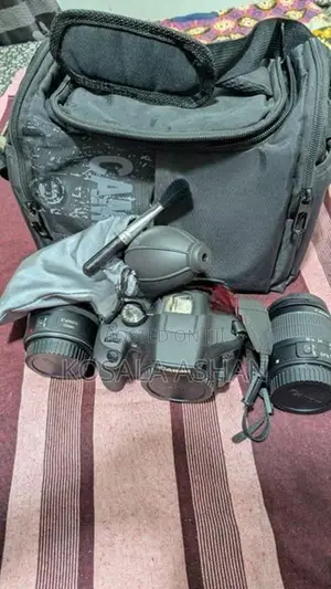 Canon EOS 2000D DSLR Camera with 18-55mm Lens