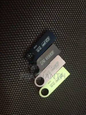 QIAPIN 8GB Pen Drives