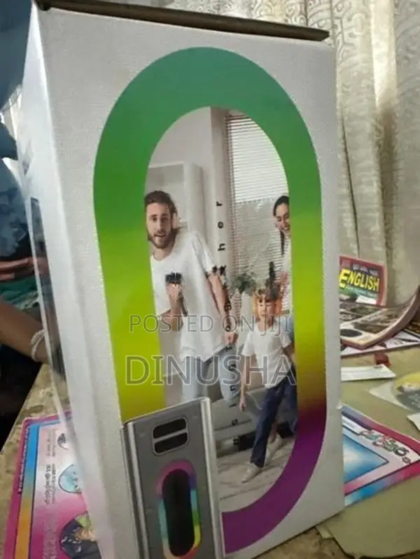 Singer Hifuture Music Box