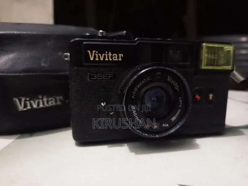Vintage Vivitar 35EF Compact Camera