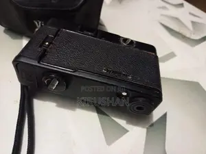 Vintage Vivitar 35EF Compact Camera