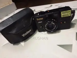 Vintage Vivitar 35EF Compact Camera