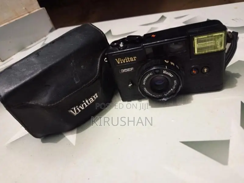 Vintage Vivitar 35EF Compact Camera