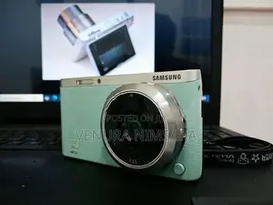 Samsung Nx Mini Lens Camera