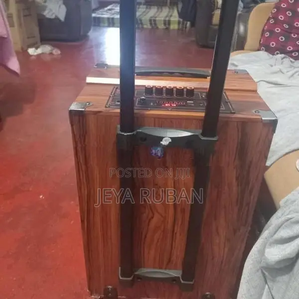 Speaker Set