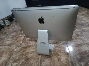 Apple iMac All-in-One Desktop 21.5" inch