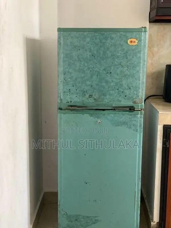 Refrigerator LG