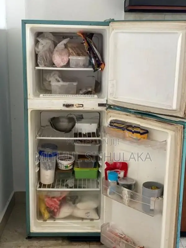 Refrigerator LG